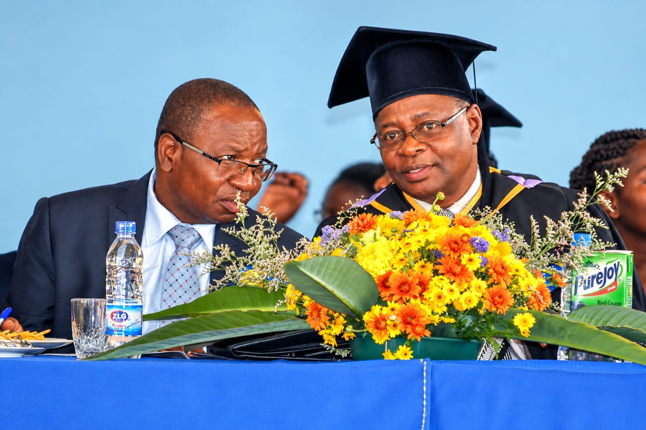 Dignitaries at the head table